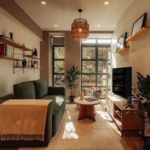 https://casa-macaya.topbarcelonahotels.com